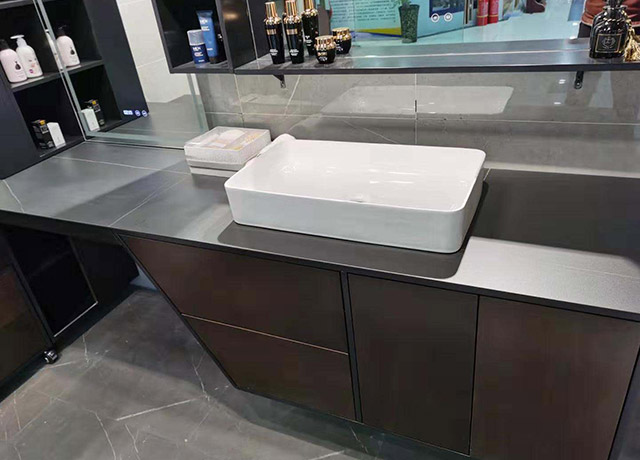 巖板衛(wèi)浴臺(tái)面